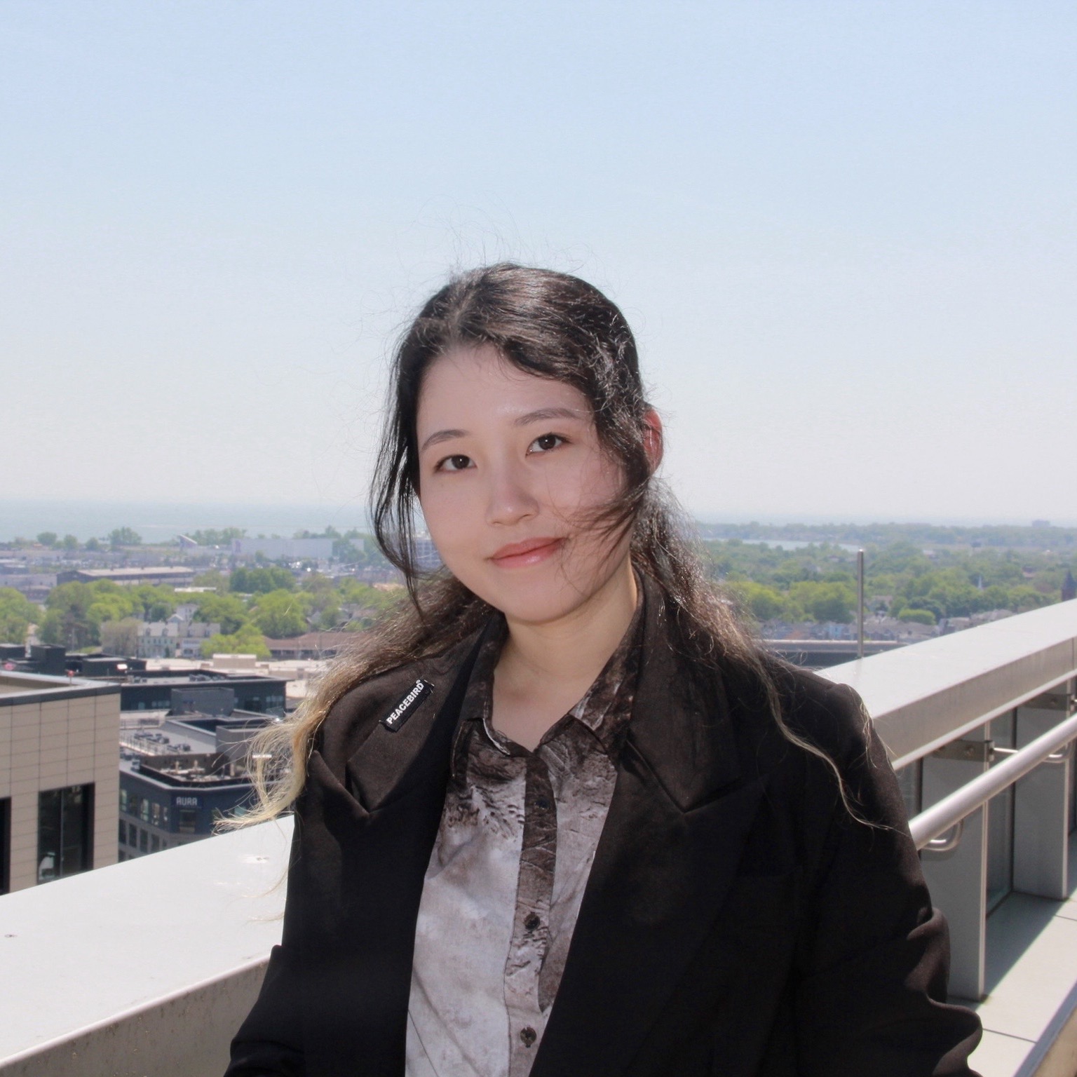 Ella Yang Headshot